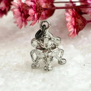 Vintage Silver Toned Unusually Shaped Charm | trinket | pendanr